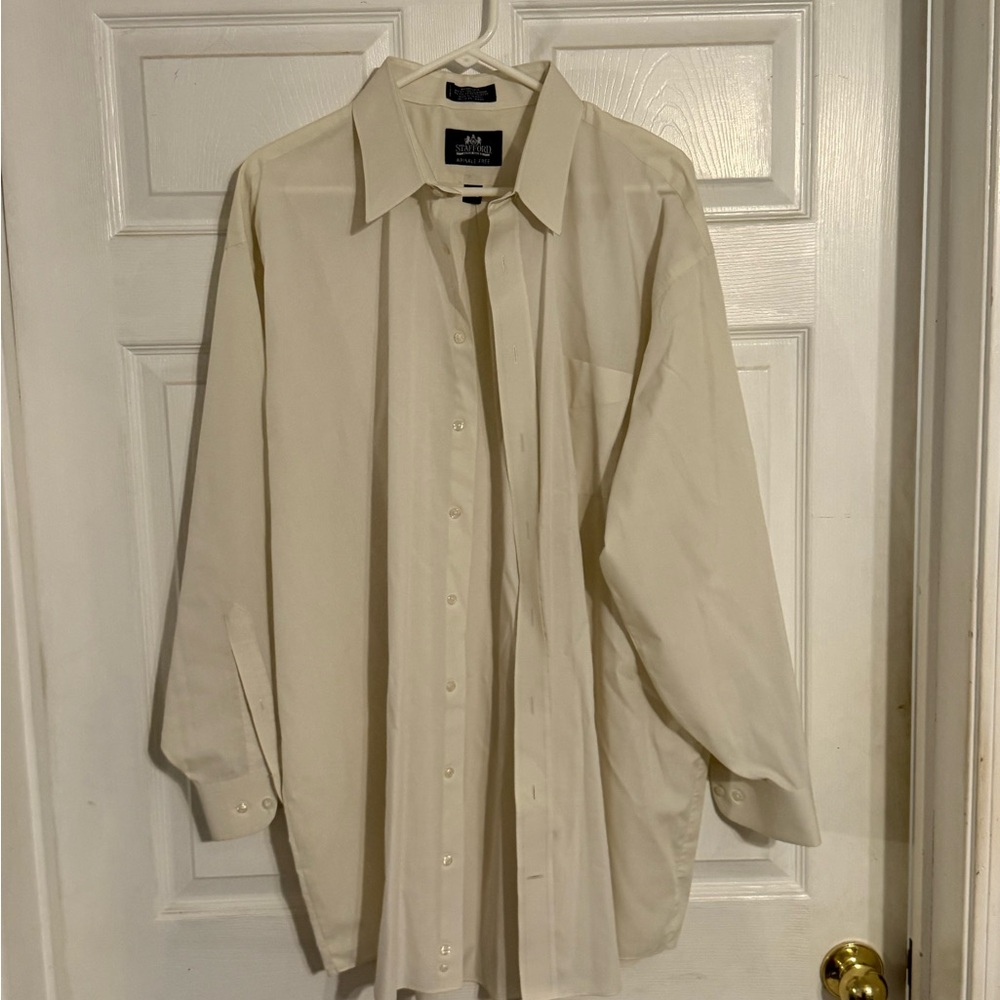 Stafford Super Short Off-White Button-Up Shirt